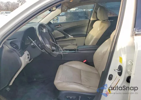 2011 Lexus Is 250 z USA, uszkodzony, nr VIN JTHBF5C2XB5140708